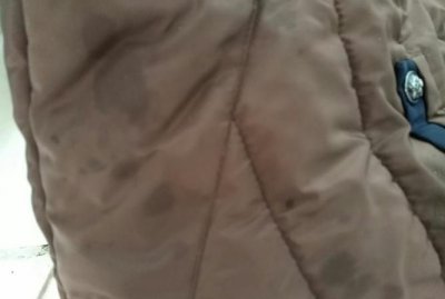 ​棉衣上面有油渍怎么去除，棉衣上的油渍怎么去除小窍门？