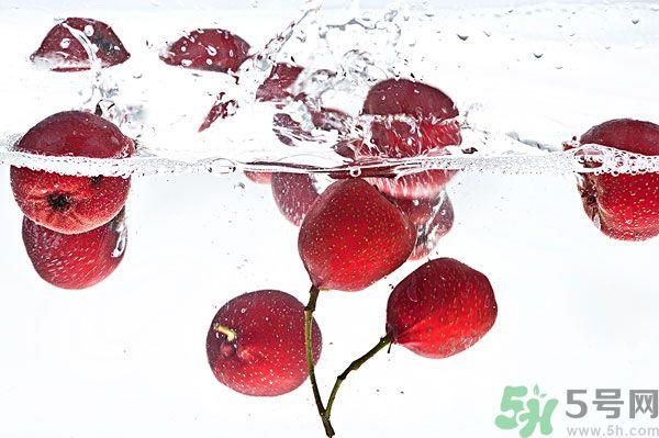 尿酸高能吃山楂吗?痛风能吃山楂吗? 尿酸高能吃山楂吗?痛风能吃山楂吗?