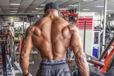 ​每次练背没有感觉，手臂却很酸？4招教你如何找到背部发力感！