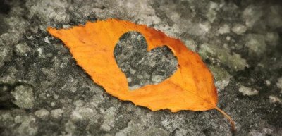 ​瞒着男朋友去相亲的女生什么心理?