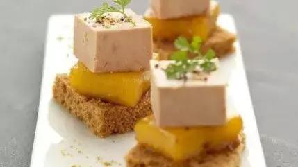 鹅肝家常最正宗的做法（鹅肝原来是这样做的）(22)