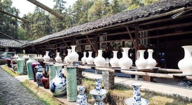 景德镇是哪个省，有“瓷都”之称的景德镇位于我国哪个省？图2