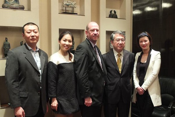 乐华娱乐老板是杜花 儿子参加变形记说妈妈欺负人