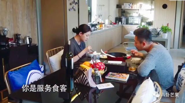 最近娱乐盘点(本年度娱乐圈最劲爆的一天)(42)