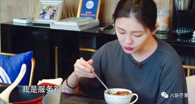 最近娱乐盘点(本年度娱乐圈最劲爆的一天)(41)