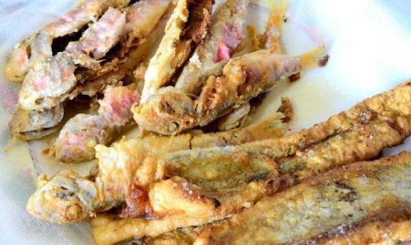 怎么炸鱼好吃又脆嫩,炸鱼怎么炸才酥脆视频图15