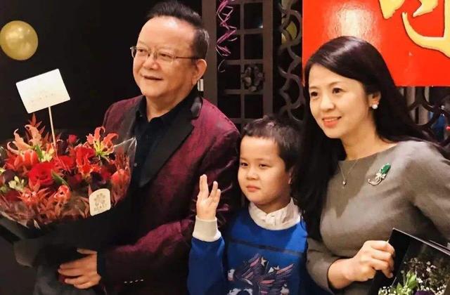 王刚谈成方圆结局（才明白成方圆为什么和王刚离婚）(46)