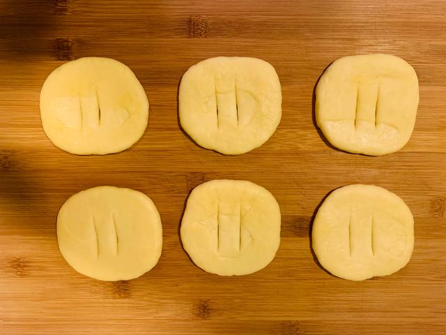 油条饼怎么做才松软（蓬松酥脆的大油条和油饼一步到位）(18)