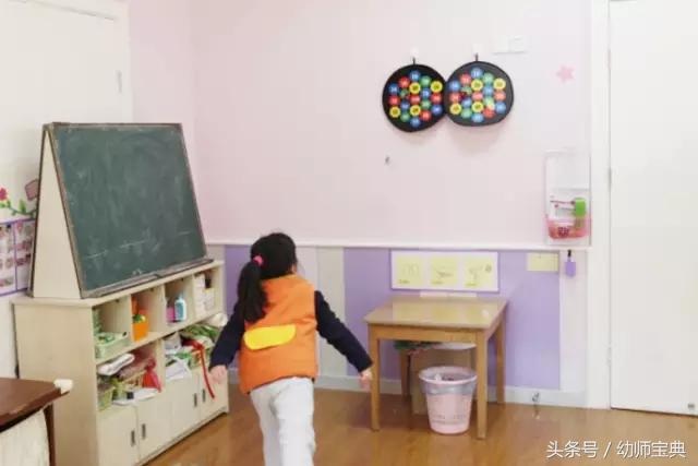 幼儿园童趣主题墙布置（幼儿园墙面这样做才有乐趣）(12)