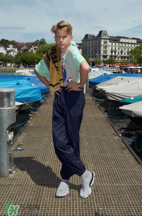 vetements与reebok锐步联名sock trainer袜子鞋怎么样_好看吗？