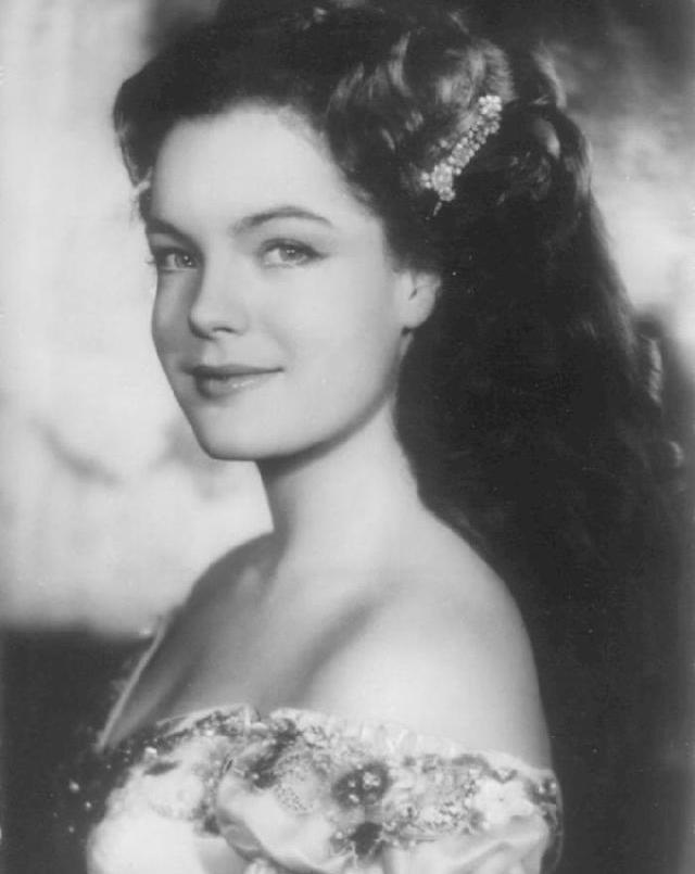 他是全世界最帅男人，前半生曾风光无限，却在晚年孤独终老！