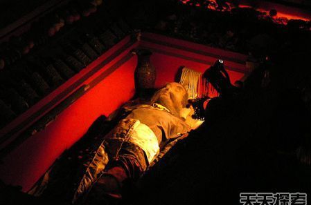 秦始皇怎吗死的