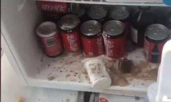 可乐打开后放冰箱能放多久不会坏 可乐打开后放冰箱能放的时间长度