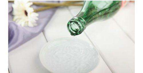 窗缝里的灰尘怎么去除,怎样巧妙清理窗户缝里的灰尘图2