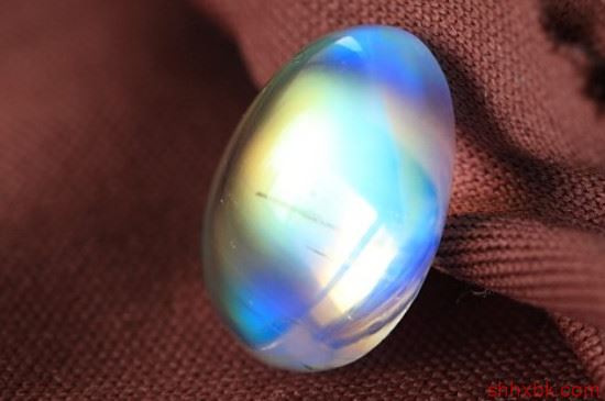 月光石是什么类宝石