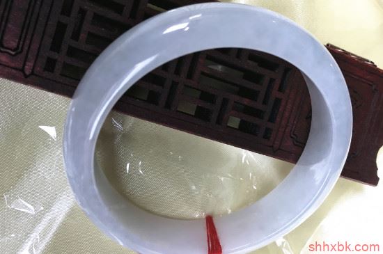 怎么量手的尺寸买手镯