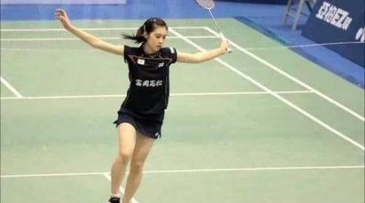 ​打羽毛球有什么技巧,分享一下?(羽毛球技巧 初学者)