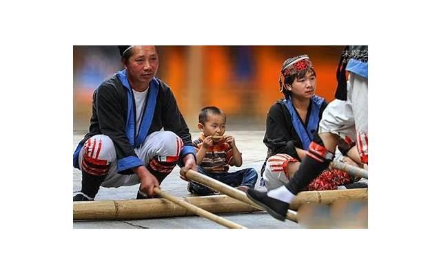 为什么有那么多女孩爱夹腿？