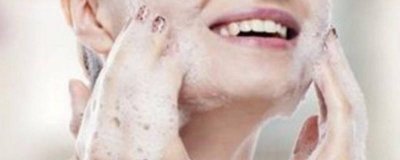 ​洁面膏可以洗澡吗 洁面膏是洗的还是擦的