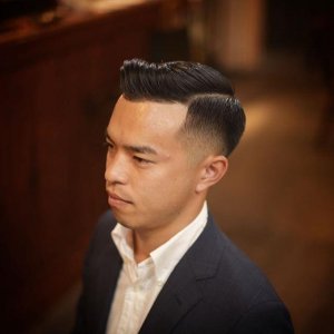 ​十款最流行男生发型，卷发剪了也好看