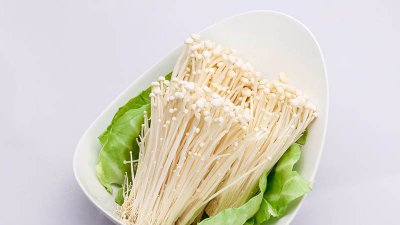 ​金针菇和金针菇的区别 金针菇与银针菇营养价值哪种好