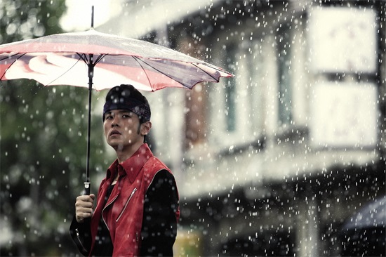 一代人的青春，周杰伦40岁生日快乐！唱歌之外，他的电影更加精彩