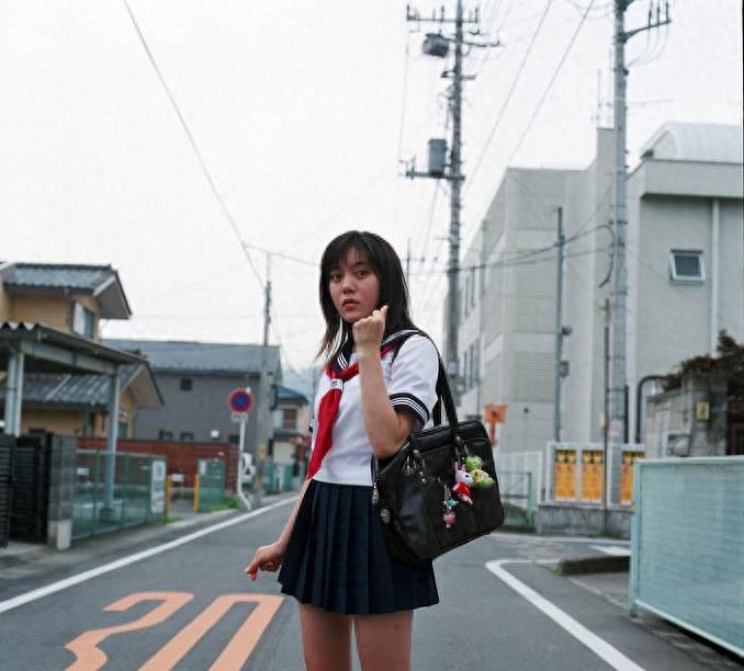 一代人的青春，周杰伦40岁生日快乐！唱歌之外，他的电影更加精彩