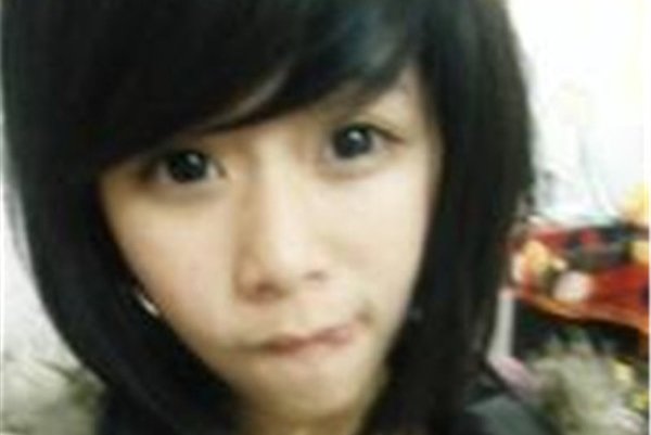 乌丝教主曹小小是谁 暴力女为什么那么火