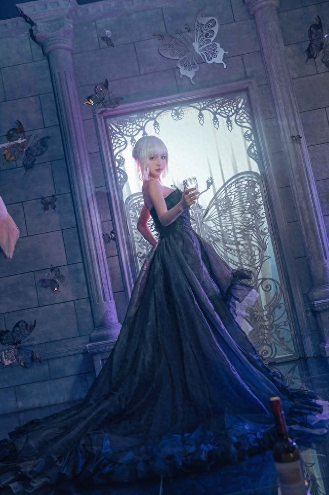 Cos美图:黑化吾王,正片saber alter,高贵冷艳晚礼服,真的美!