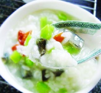 ​夏季养生粥之苦瓜粥