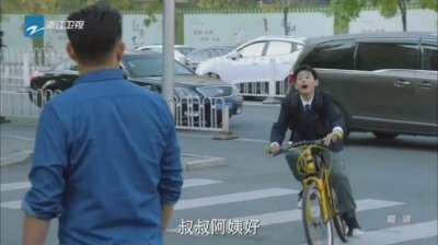 ​说快板出道，参加非常6+1走红，《小别离》他演张小宇圈粉无数