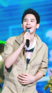 ​网传胡先煦高考 他也是很多参加考试的00后？