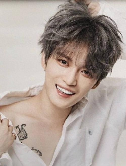 金在中：韩国第一美男子，一个非常有才华的偶像