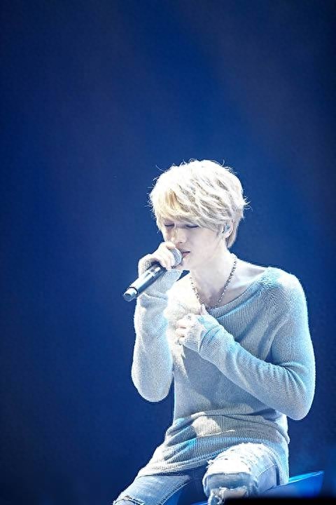 金在中：韩国第一美男子，一个非常有才华的偶像