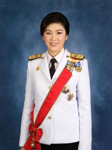 ​从最快当选总理，到获刑5年狼狈出逃，英拉执政期间发生了什么？