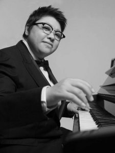 ​韩红发声明否认“出家告别歌坛”不实传闻 已委托律师处理