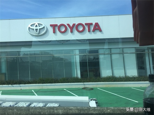 台湾省的车和车牌号是这样的....