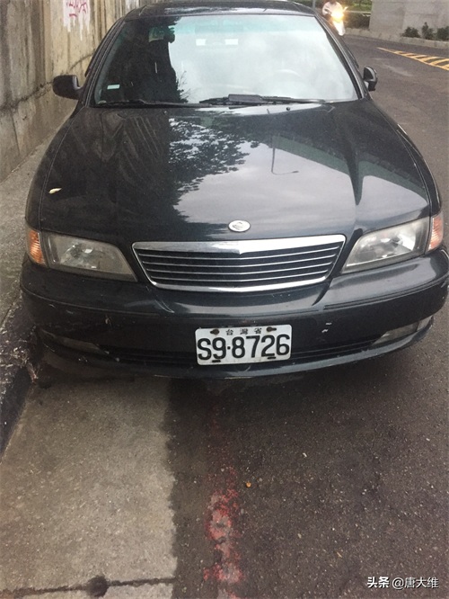 台湾省的车和车牌号是这样的....