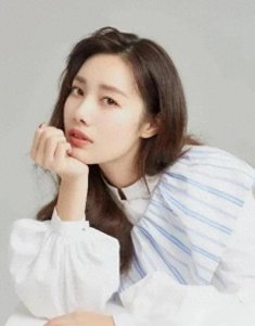 ​刘思远：才貌双全，艺技非凡