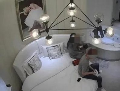 ​情侣酒店被偷拍，嫌疑人竟将视频发至网上。