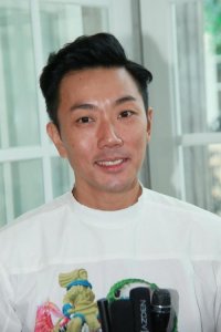 ​刘浩龙指借分手宣传个唱老土 与容祖儿互相支持