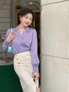 ​这才是“衬衫”的高级穿法，搭配半身裙简约又温柔，高挑时髦