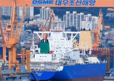 ​看了韩国1月拿下13艘造船订单，再看中国新船订单数，实在想不到