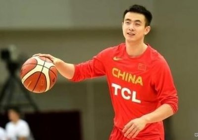 ​新街球王赵强和CBA赵继伟，谁能打过谁