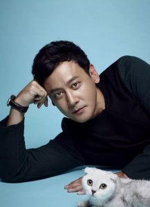 ​傻阿甘梧桐雨——邱心志