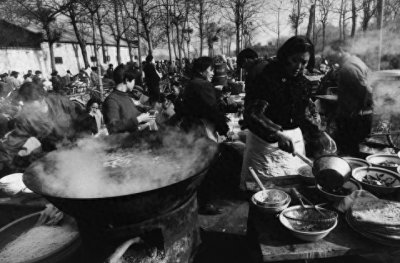 ​天天喊分配不平等 要求平均分配 那大锅饭时代为什么还有人抱怨？