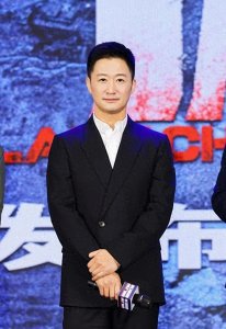 ​骗了我们49年！原来他是吴京的父亲，难怪吴京能红成这样！