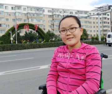 ​特别聚焦丨文科618分被北大预录取！东北师大附中“轮椅女孩”王馨瑶的故事感