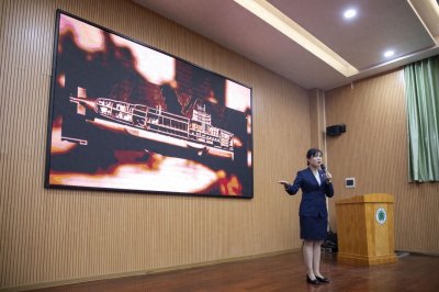 ​“同上一堂思政课 讲好新时代故事”广州宣讲进校园广州市第七中学专场活动举行