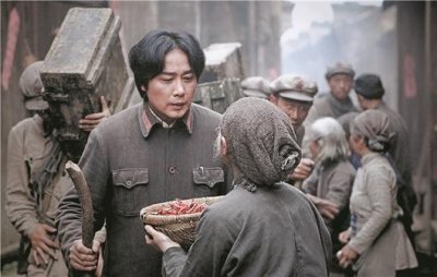 ​贫苦百姓送红军：回顾长征路上的感人故事